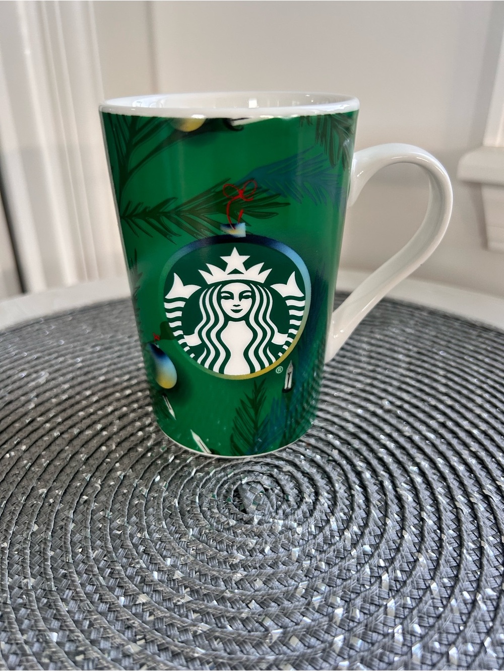 Starbucks 2020 Green Ceramic Holiday Mug with White Handle collectible